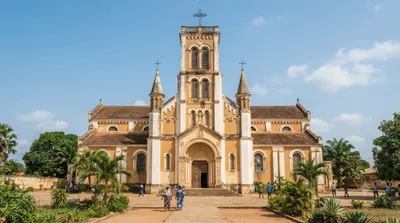 Catedral de San Pedro y San Pablo de Abomey