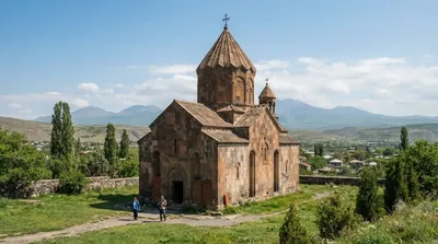 Aramus Tsiranavor church