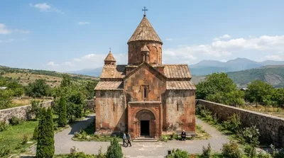 Surb Kiraki Church, Arzni