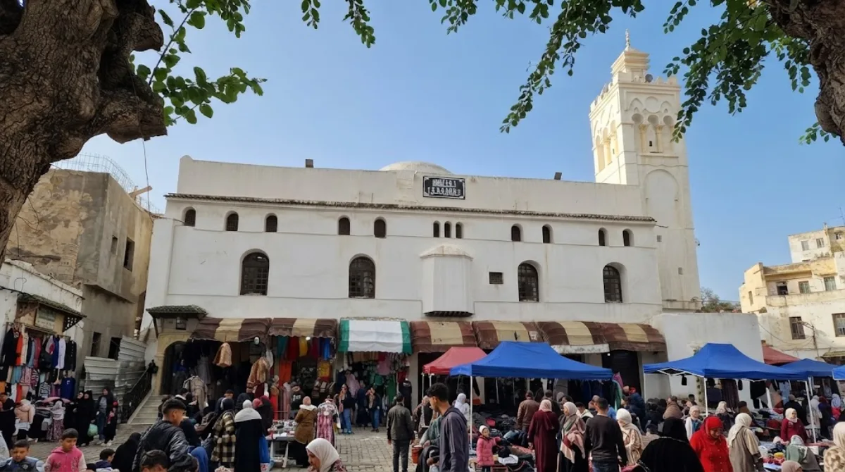 Ali Bitchin Mosque