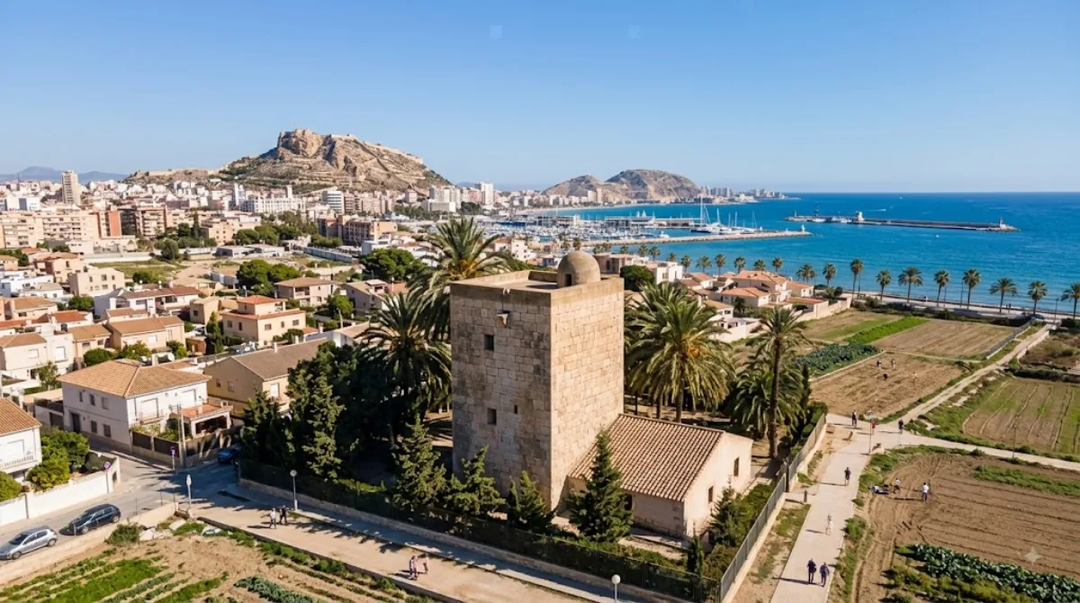 Àguilas Tower