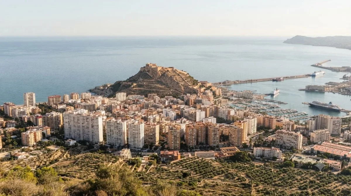 Alicante Bay