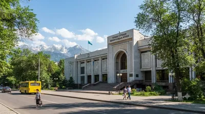 薩特帕耶夫紀念博物館