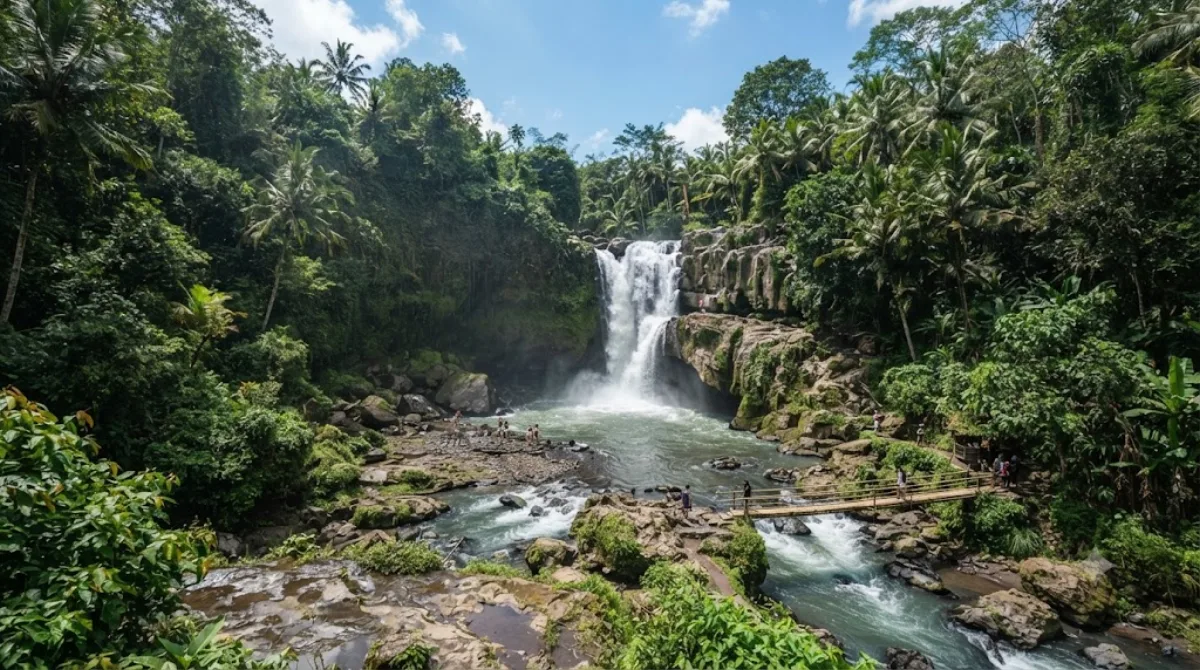 Tegenungan Waterfall