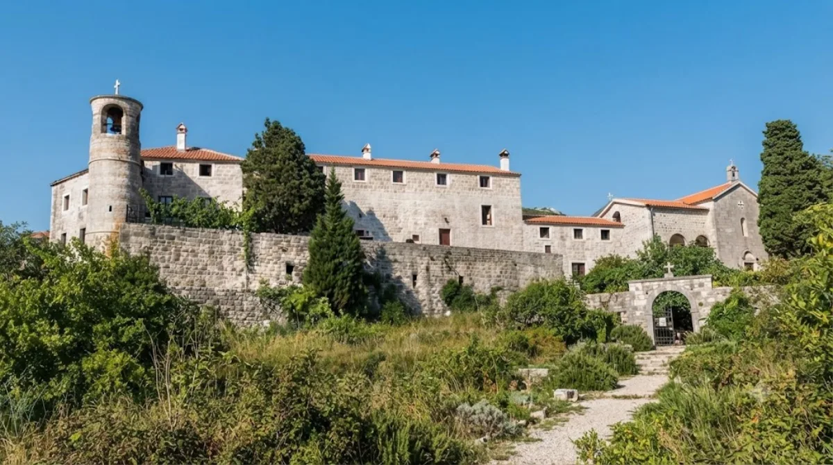 Podmaine Monastery