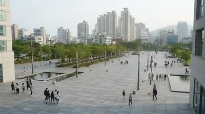 Song Sang-hyeon Square
