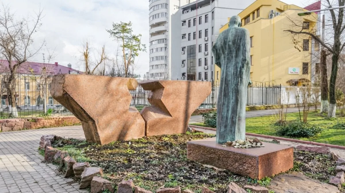 Monument of the victims of the Jewish ghetto in Chișinău