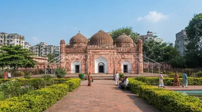 Shaista Khan Mosque