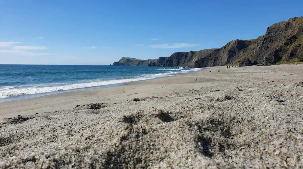 Tomahawk Beach