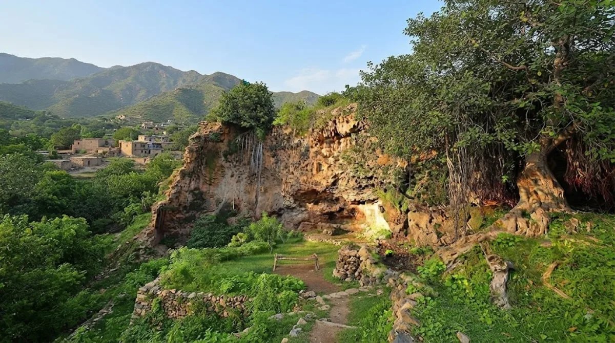 Shah Allah Ditta caves