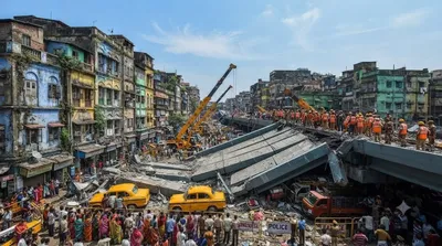 Kolkata flyover collapse