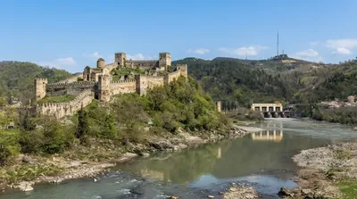 Uqimerioni Fortress