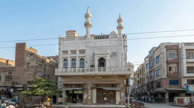 Shab Bhar Mosque