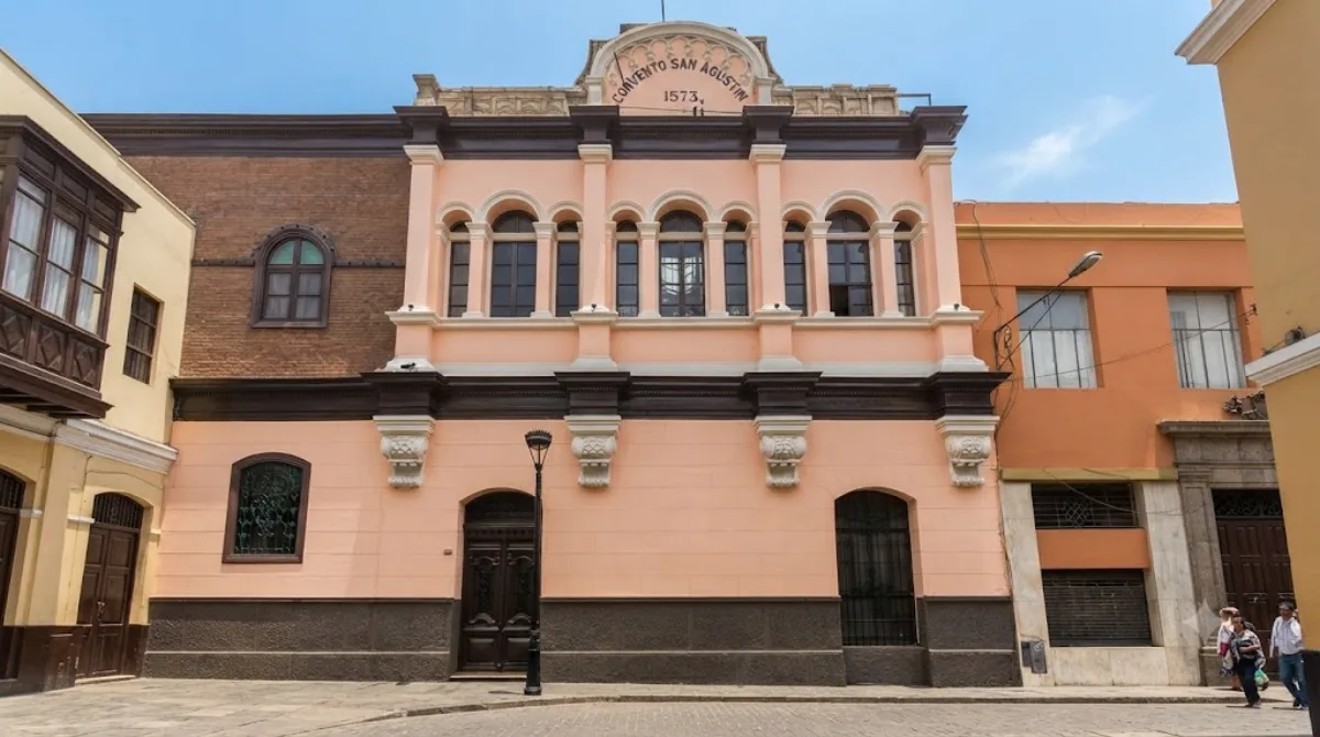 Church of San Agustín, Lima