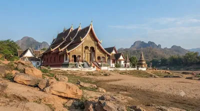 Wat Phabat Tai