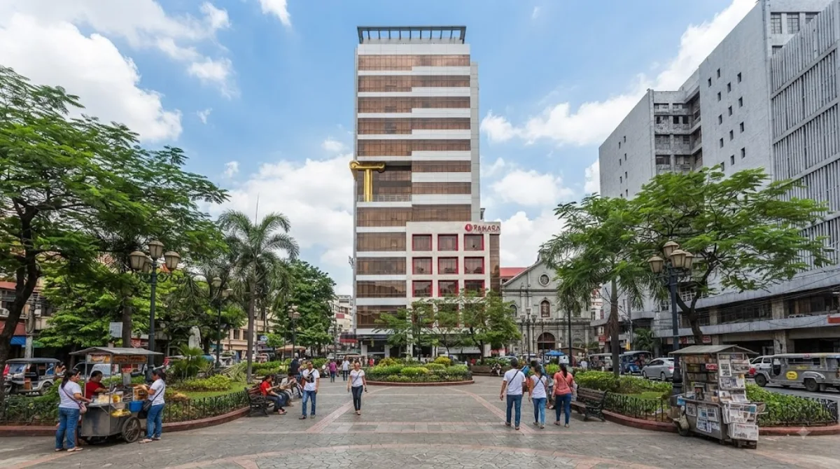 Plaza San Lorenzo Ruiz