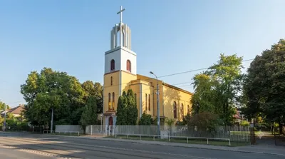 Selyemrét-Kirche