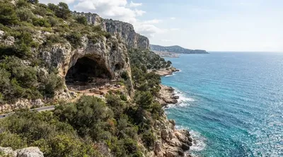 Grotte du Lazaret
