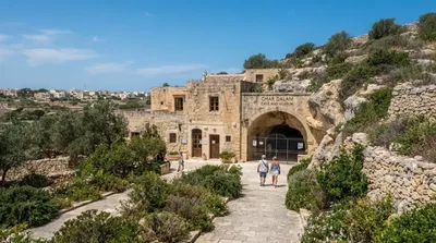 Għar Dalam