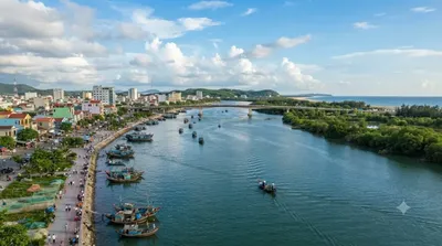 Nhật Lệ River