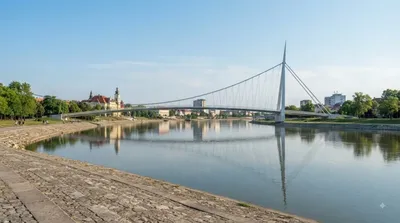 Fußgängerbrücke