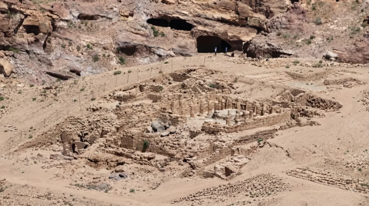 معبد الأسود المجنحة