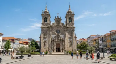 Igreja paroquial de Matosinhos, incluindo o seu recheio