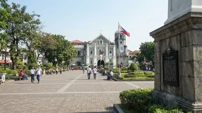 Plaza San Lorenzo Ruiz