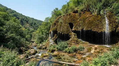 Çətir 瀑布